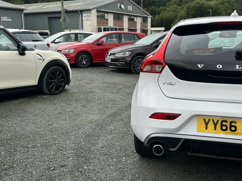 Used Volvo V40 2016 for sale - 76035015: Photo 47