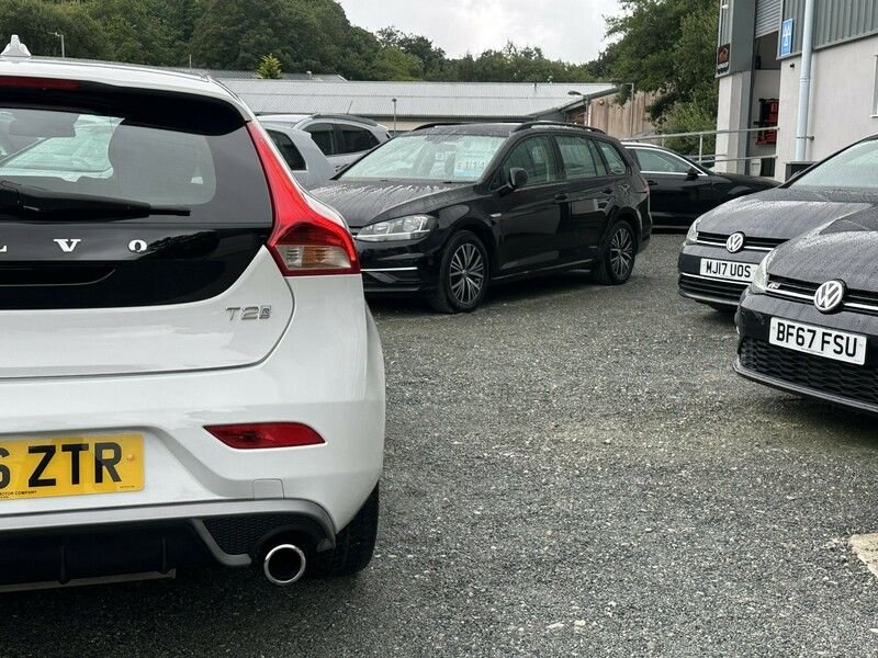 Used Volvo V40 2016 for sale - 76035015: Photo 48