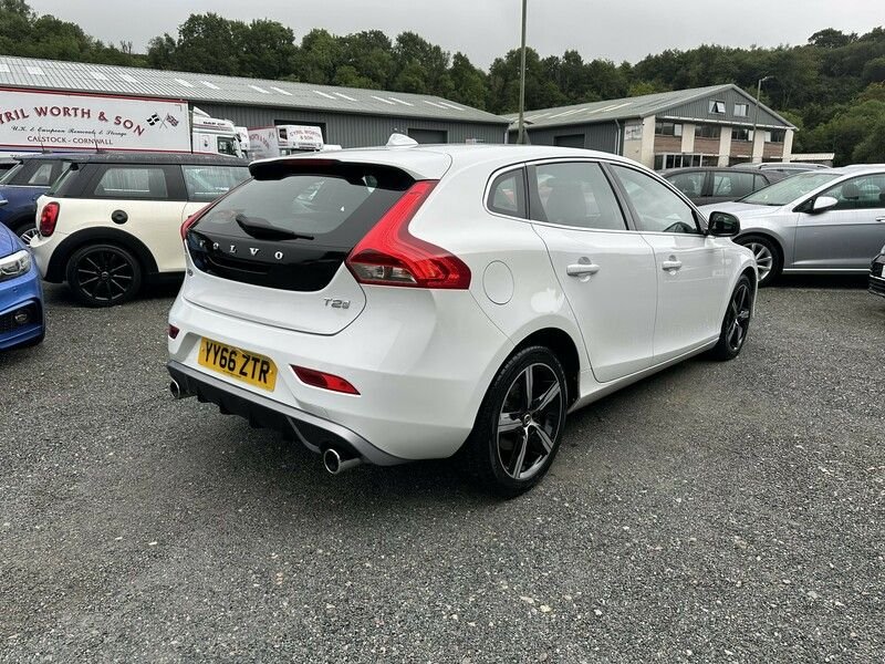 Used Volvo V40 2016 for sale - 76035015: Photo 6