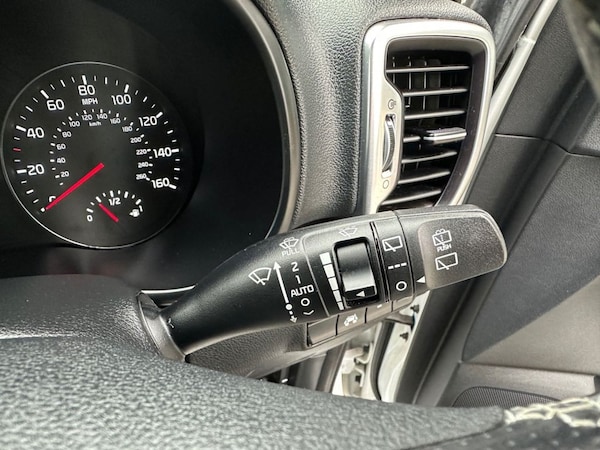 Used Kia Sportage 2017 for sale - 76235585: Photo 35