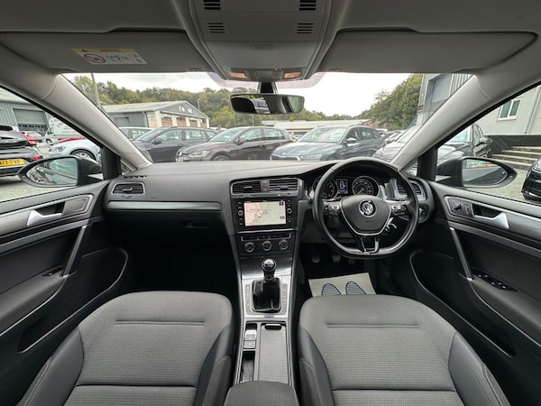 Used Volkswagen Golf 2018 for sale - 76148139: Photo 20