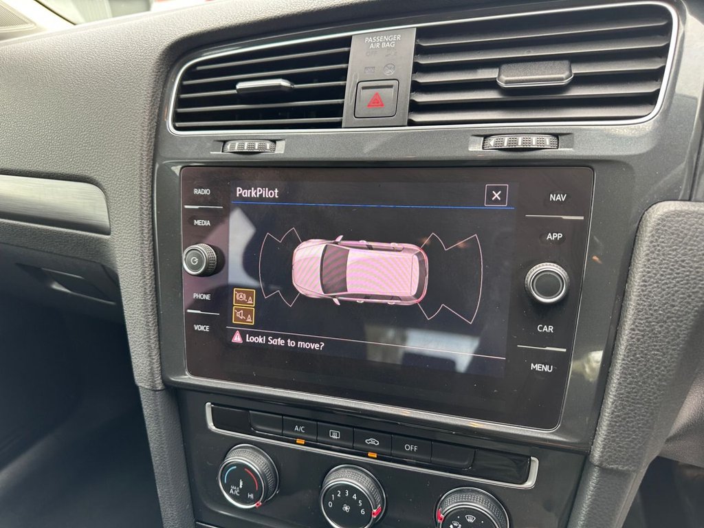 Used Volkswagen Golf 2018 for sale - 76148139: Photo 29