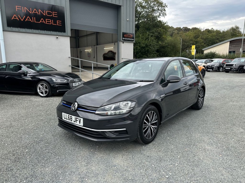 Used Volkswagen Golf 2018 for sale - 76148139: Photo 3