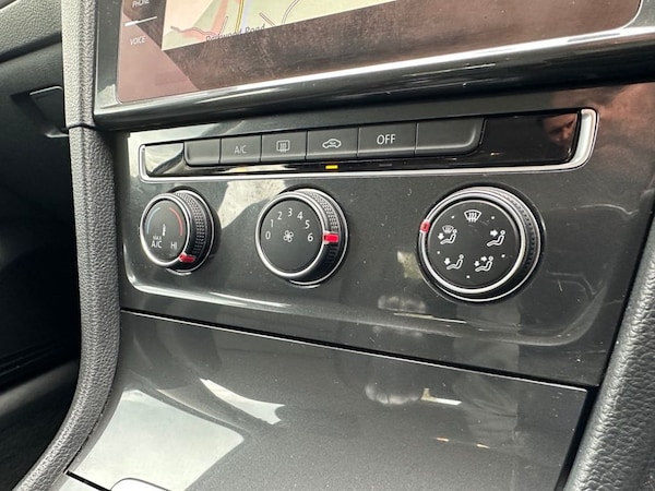 Used Volkswagen Golf 2018 for sale - 76148139: Photo 31