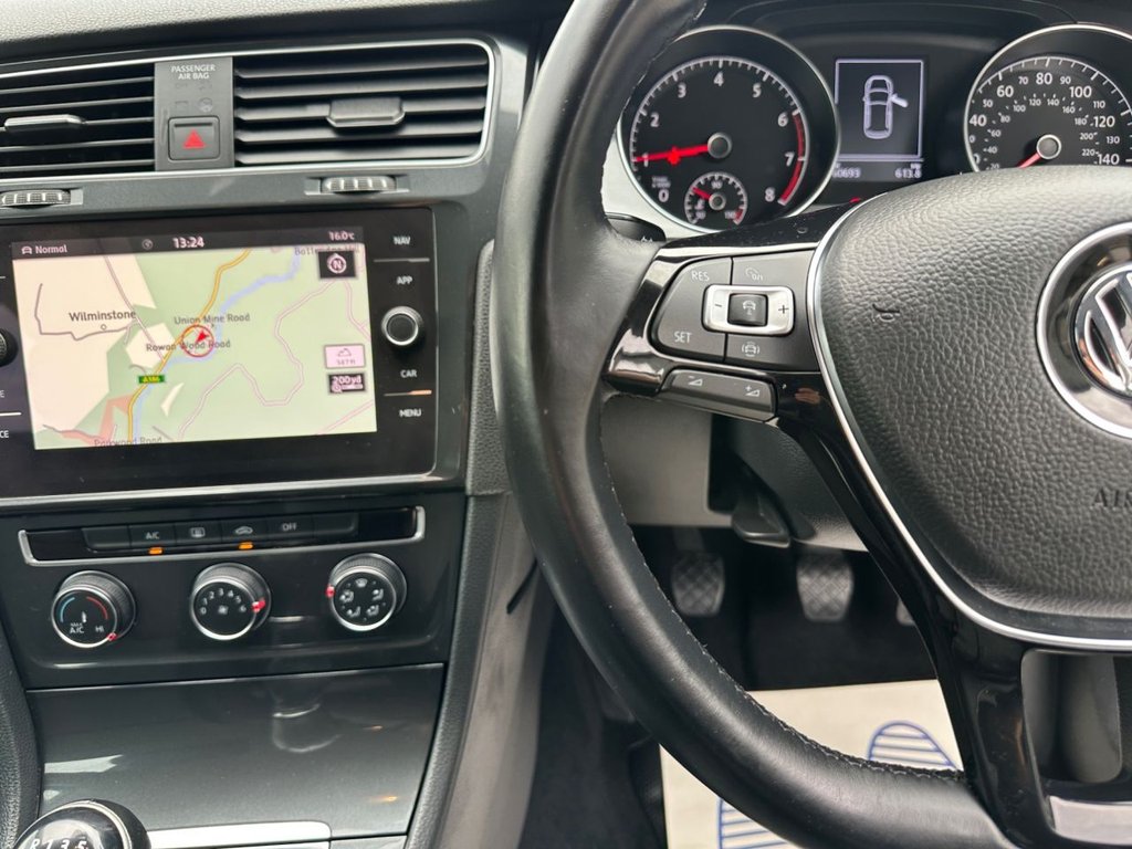 Used Volkswagen Golf 2018 for sale - 76148139: Photo 32