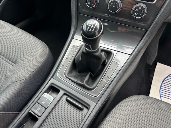 Used Volkswagen Golf 2018 for sale - 76148139: Photo 32