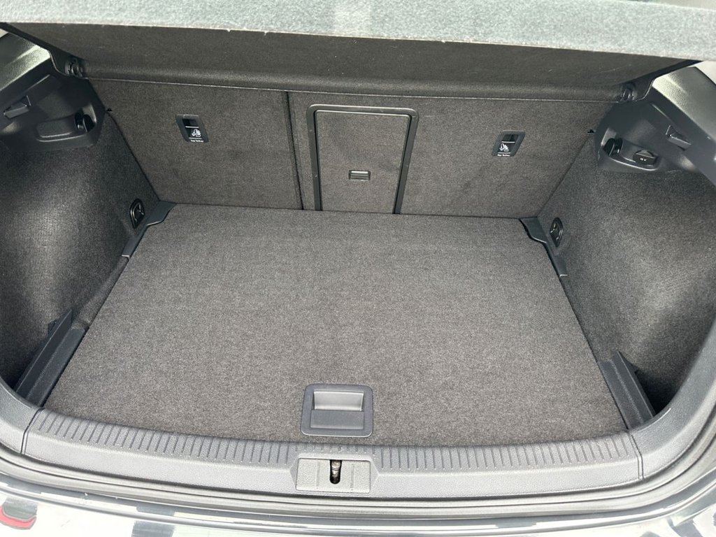Used Volkswagen Golf 2018 for sale - 76148139: Photo 37