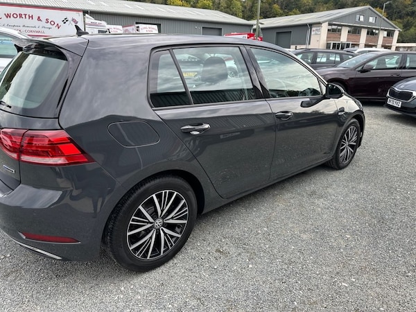 Used Volkswagen Golf 2018 for sale - 76148139: Photo 41
