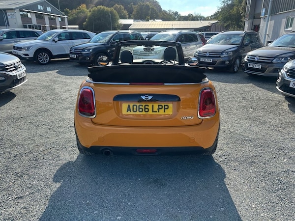 Used MINI Convertible 2016 for sale - 76267328: Photo 5