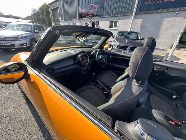 Used MINI Convertible 2016 for sale - 76267328: Photo 7