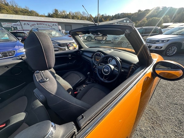 Used MINI Convertible 2016 for sale - 76267328: Photo 8