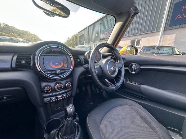 Used MINI Convertible 2016 for sale - 76267328: Photo 9