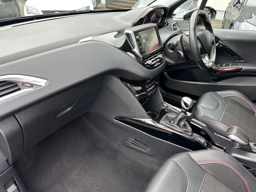 Used Peugeot 2008 2017 for sale - 77693689: Photo 13