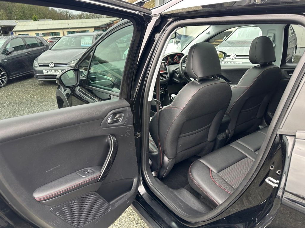 Used Peugeot 2008 2017 for sale - 77693689: Photo 15