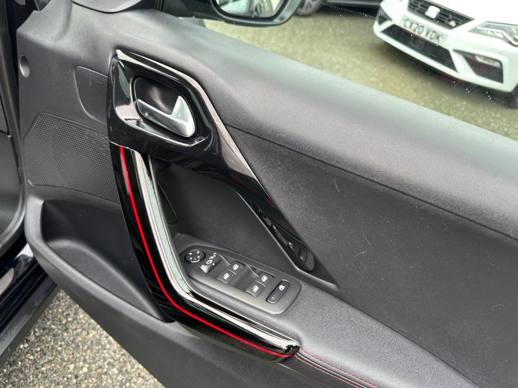 Used Peugeot 2008 2017 for sale - 77693689: Photo 32