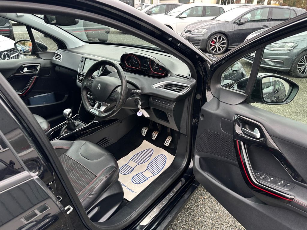 Used Peugeot 2008 2017 for sale - 77693689: Photo 9