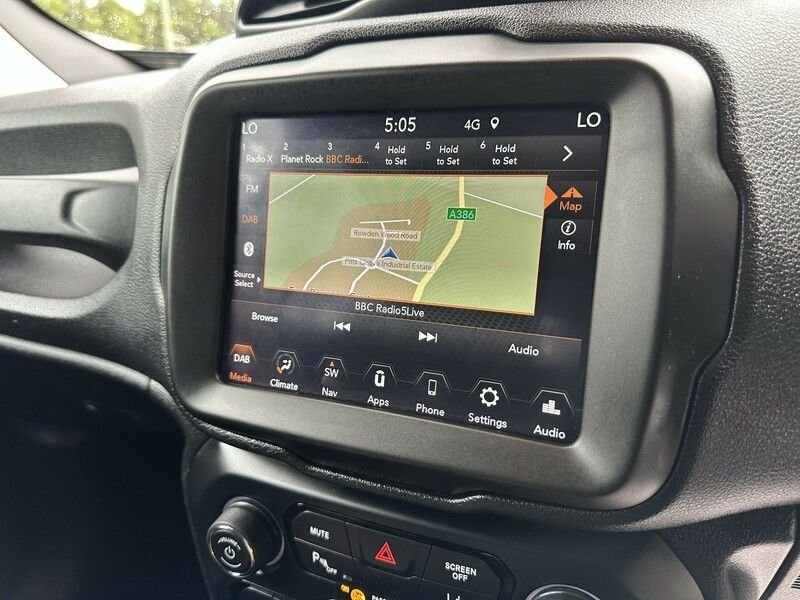 Used Jeep Renegade 2020 for sale - 76034990: Photo 23