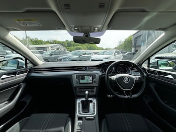 Used Volkswagen Passat 2017 for sale - 78525235: Photo