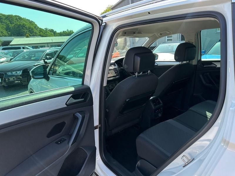 Used Volkswagen Tiguan 2017 for sale - 76765044: Photo 15