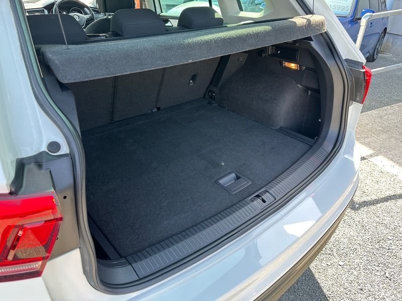 Used Volkswagen Tiguan 2017 for sale - 76765044: Photo 38