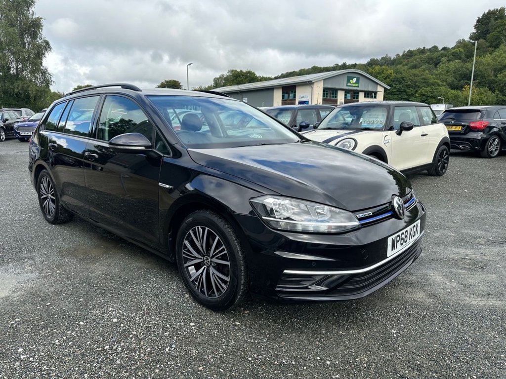 Used Volkswagen Golf 2018 for sale - 76765046: Photo 1