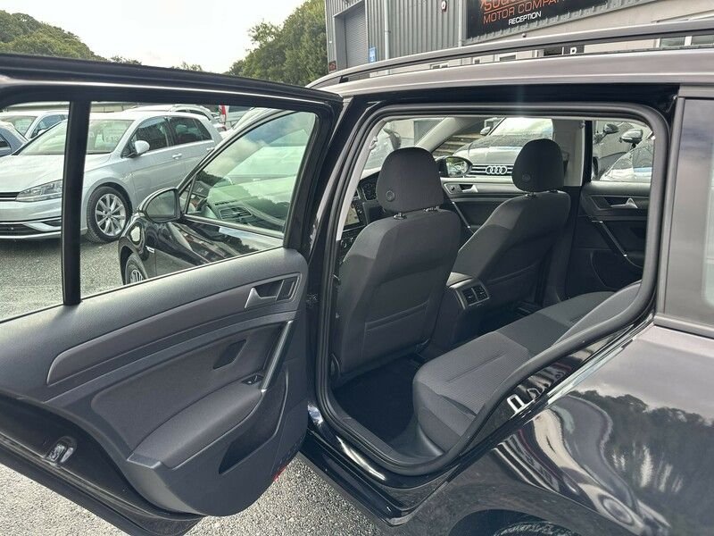 Used Volkswagen Golf 2018 for sale - 76765046: Photo 15