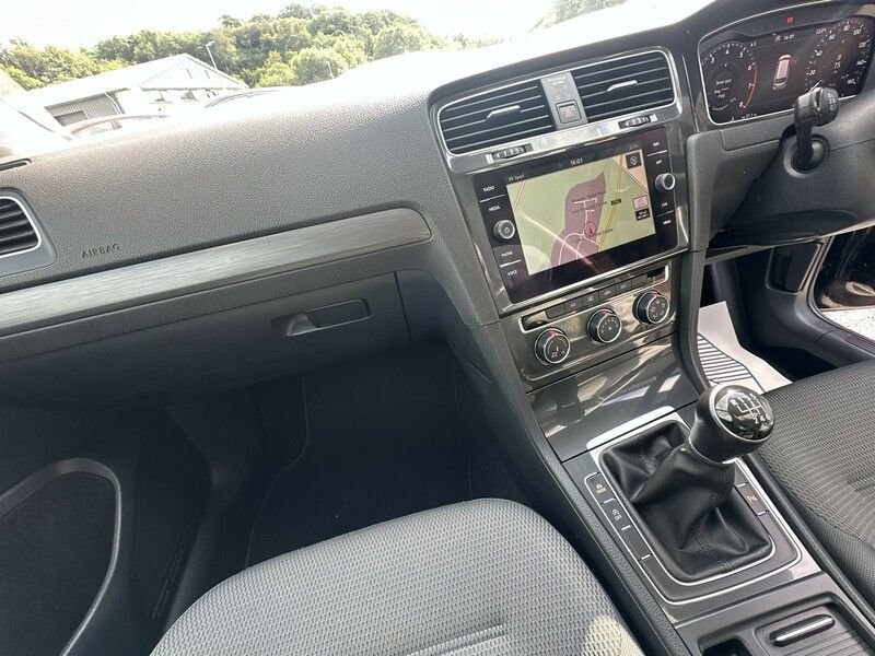 Used Volkswagen Golf 2018 for sale - 76765046: Photo 22