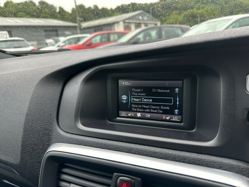 Used Volvo V40 2016 for sale - 76765047: Photo 24