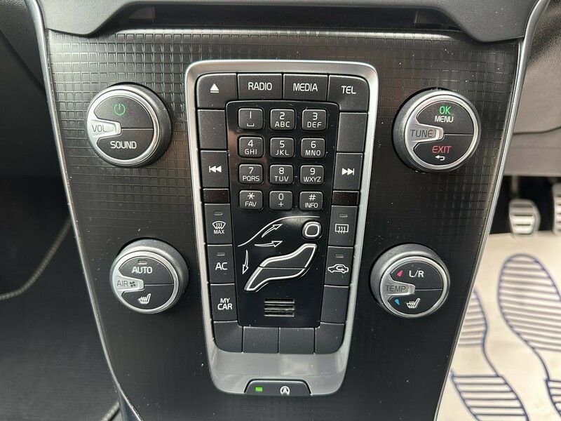 Used Volvo V40 2016 for sale - 76765047: Photo 28