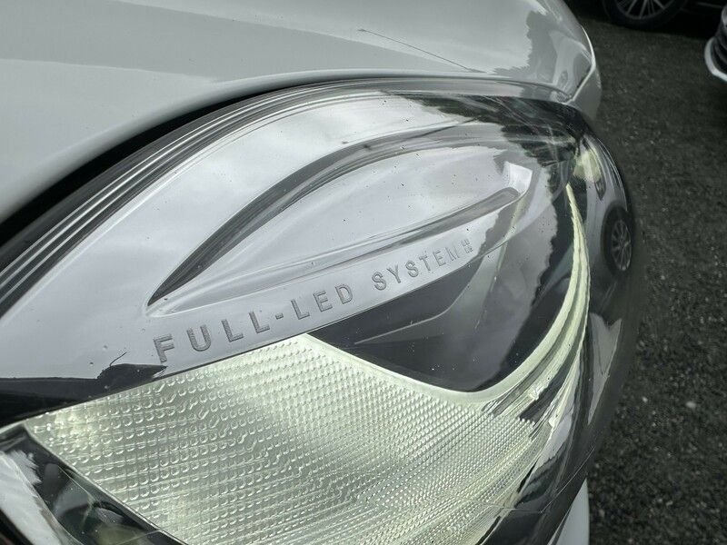 Used Volvo V40 2016 for sale - 76765047: Photo 41