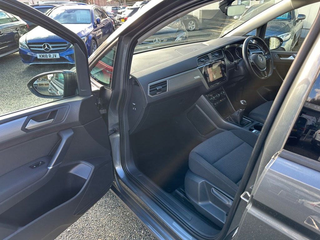 Used Volkswagen Touran 2018 for sale - 77422566: Photo 12