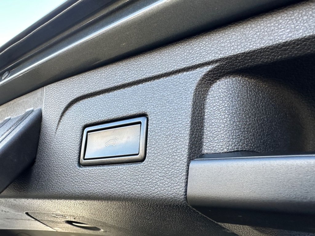 Used Volkswagen Touran 2018 for sale - 77422566: Photo 46