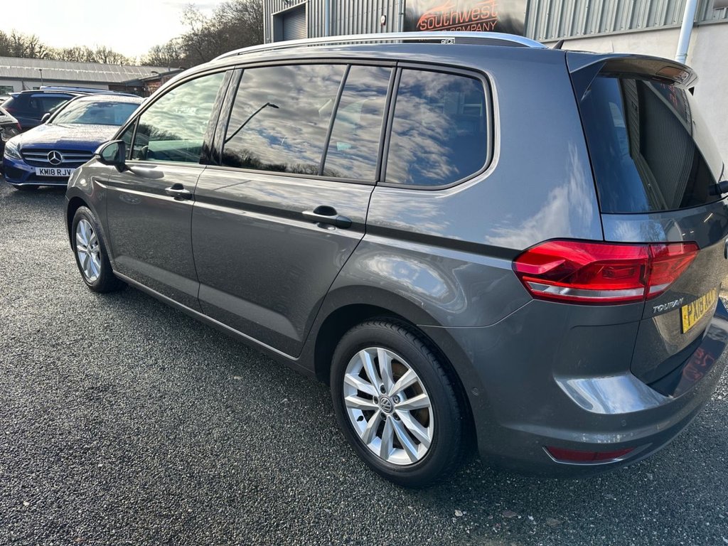 Used Volkswagen Touran 2018 for sale - 77422566: Photo 48