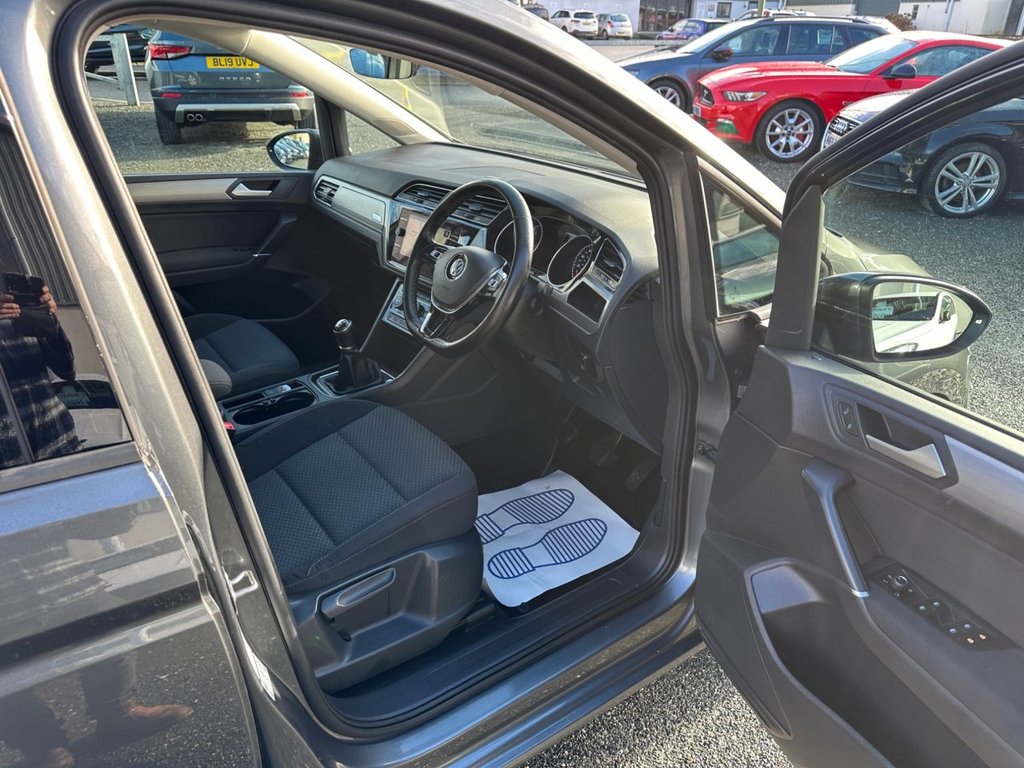 Used Volkswagen Touran 2018 for sale - 77422566: Photo 9