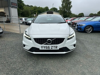 Used Volvo V40 2016 for sale - 75503597: Photo