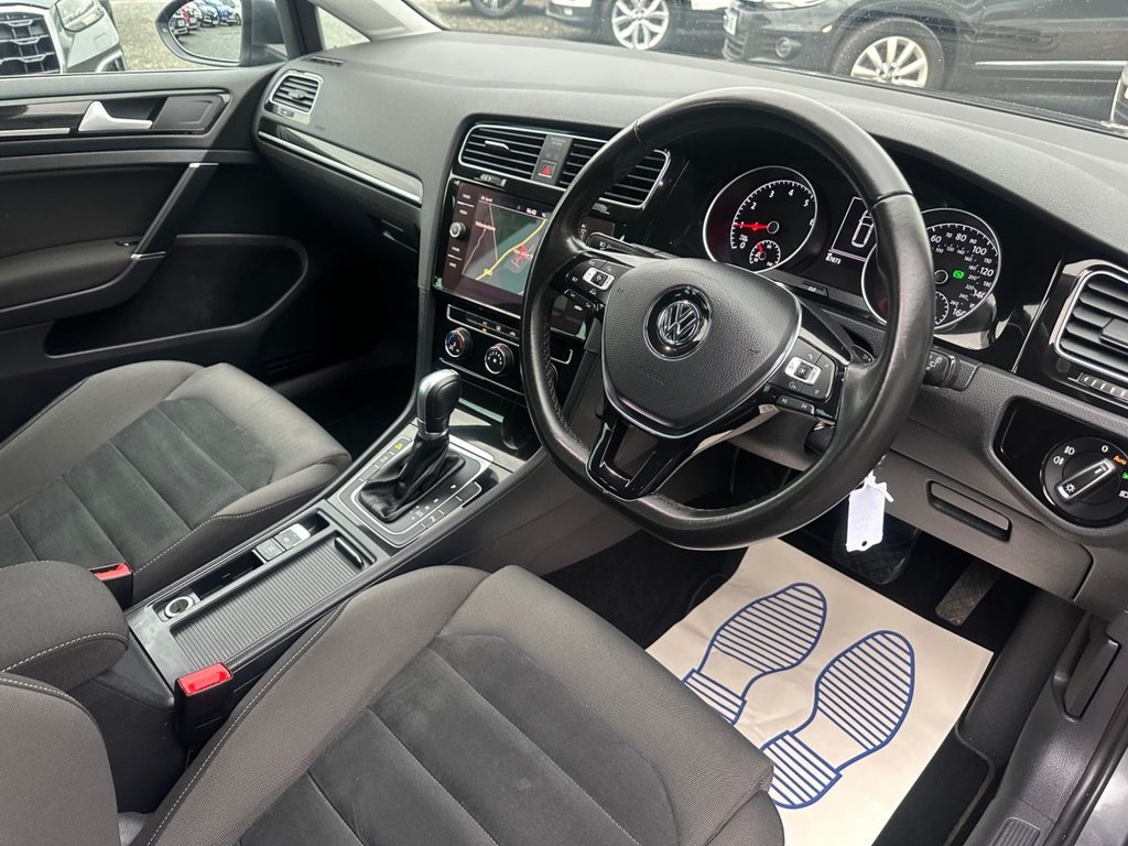 Used Volkswagen Golf 2017 for sale - 76291924: Photo 10