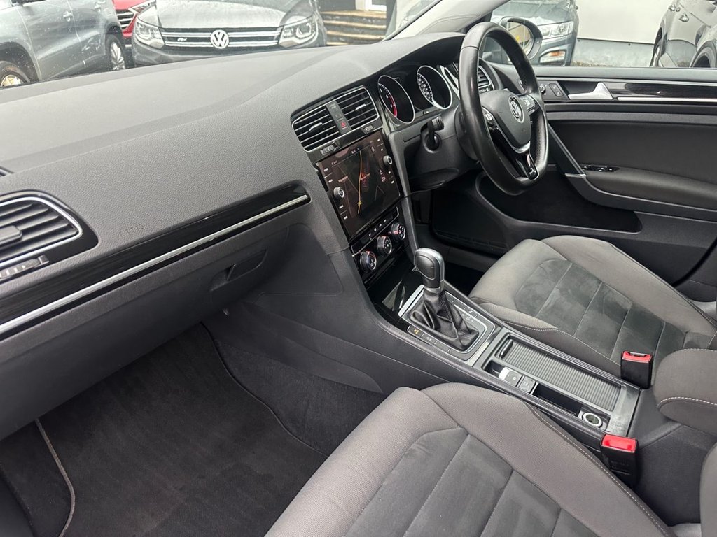 Used Volkswagen Golf 2017 for sale - 76291924: Photo 13