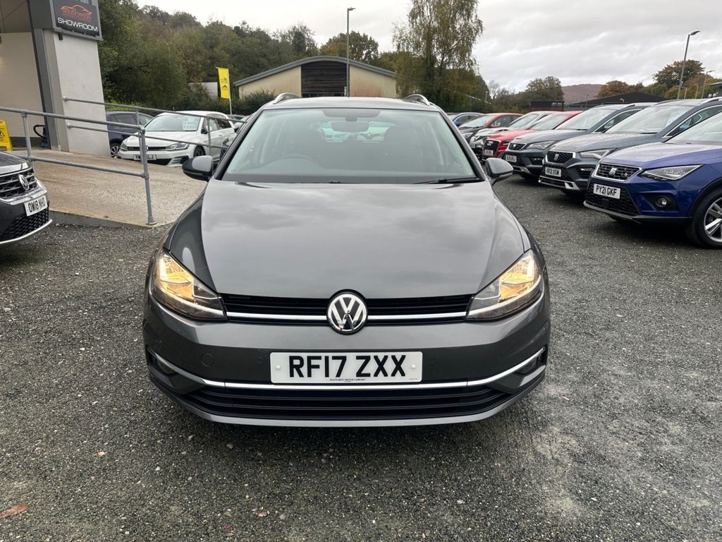 Used Volkswagen Golf 2017 for sale - 76291924: Photo 2