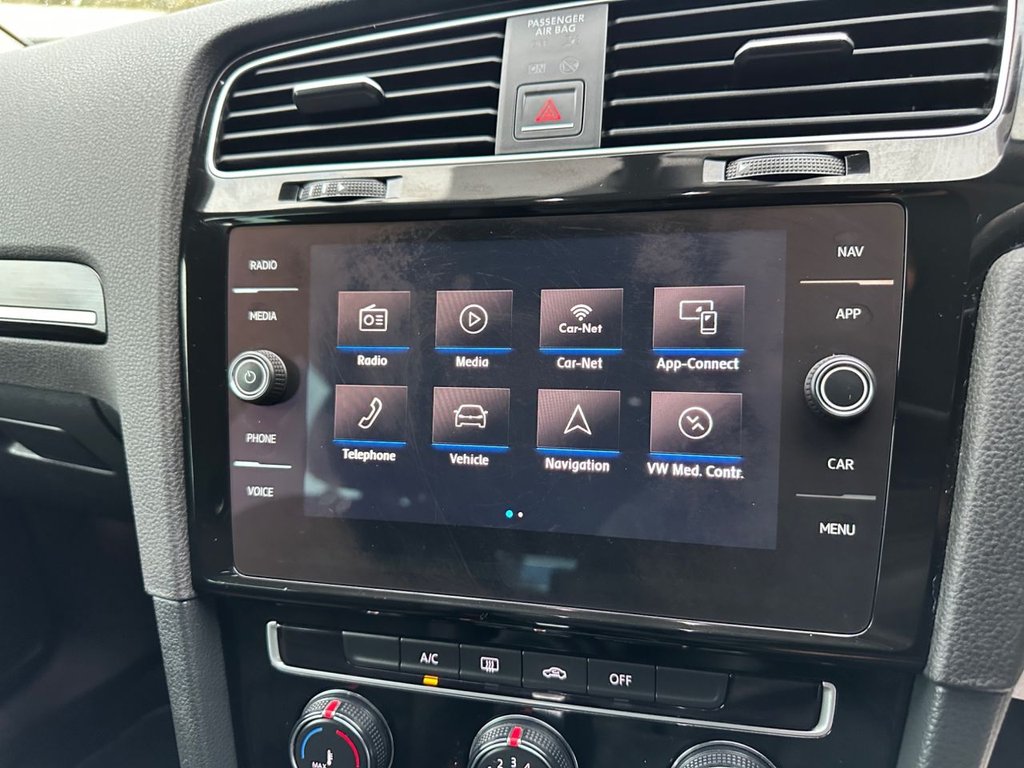 Used Volkswagen Golf 2017 for sale - 76291924: Photo 28