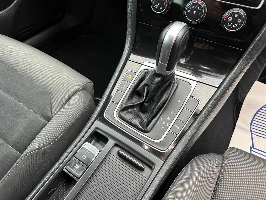 Used Volkswagen Golf 2017 for sale - 76291924: Photo 30