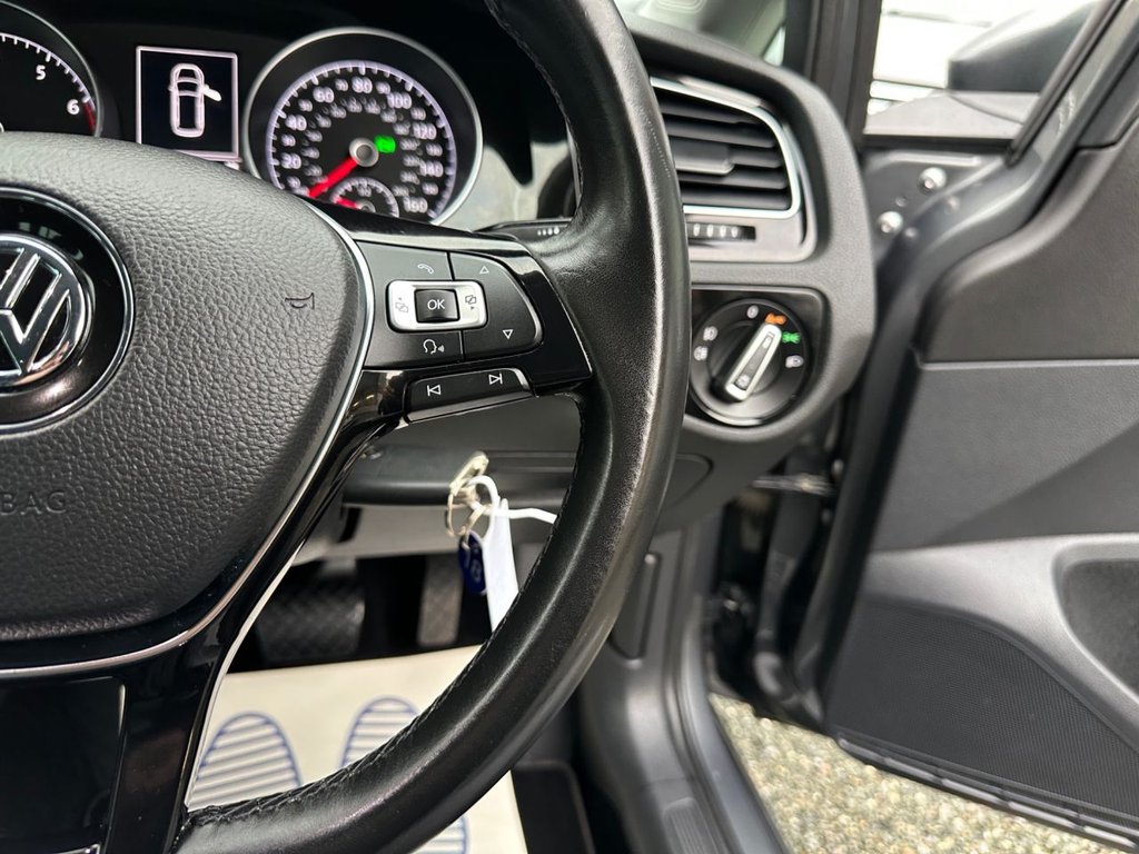 Used Volkswagen Golf 2017 for sale - 76291924: Photo 32