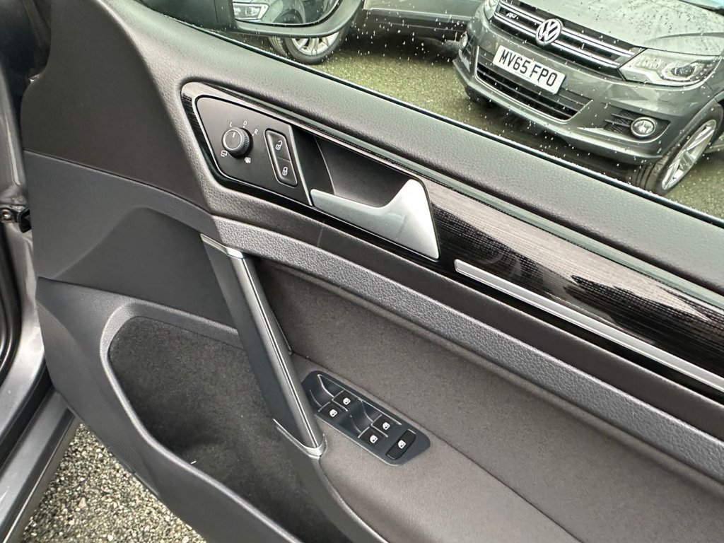 Used Volkswagen Golf 2017 for sale - 76291924: Photo 36