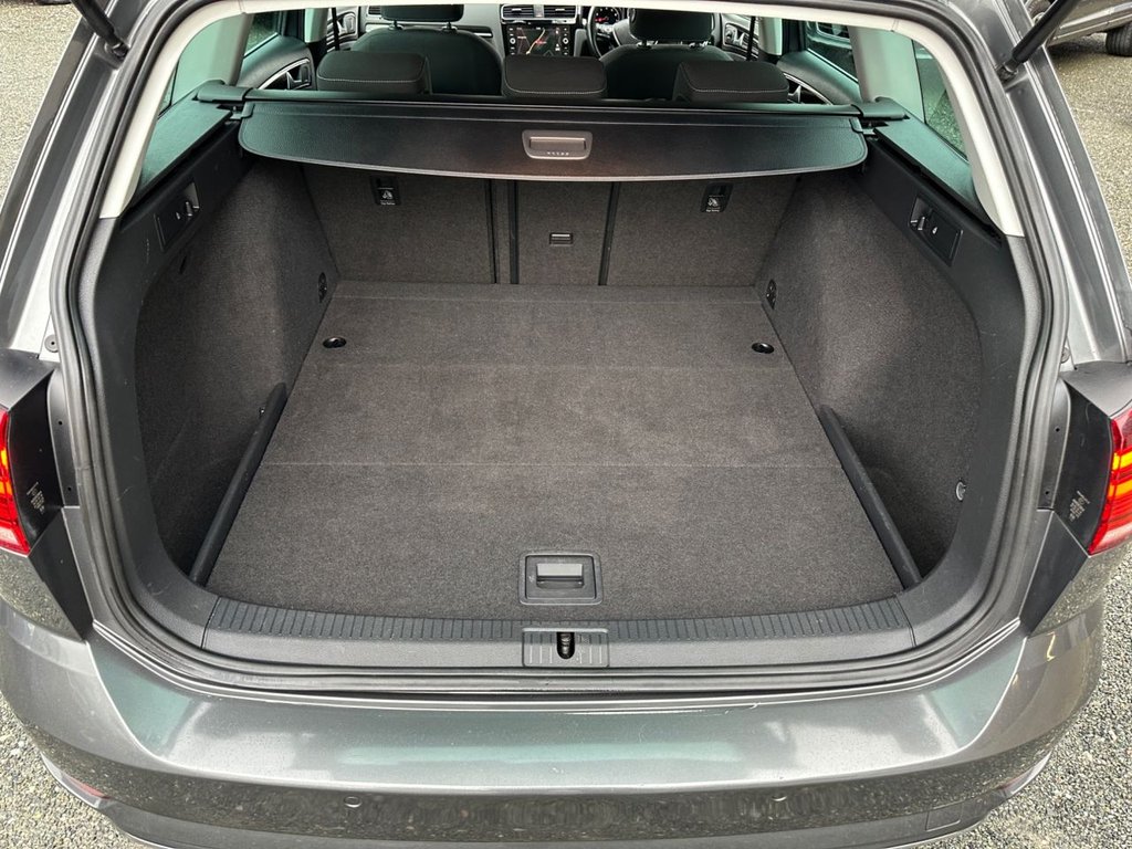 Used Volkswagen Golf 2017 for sale - 76291924: Photo 38