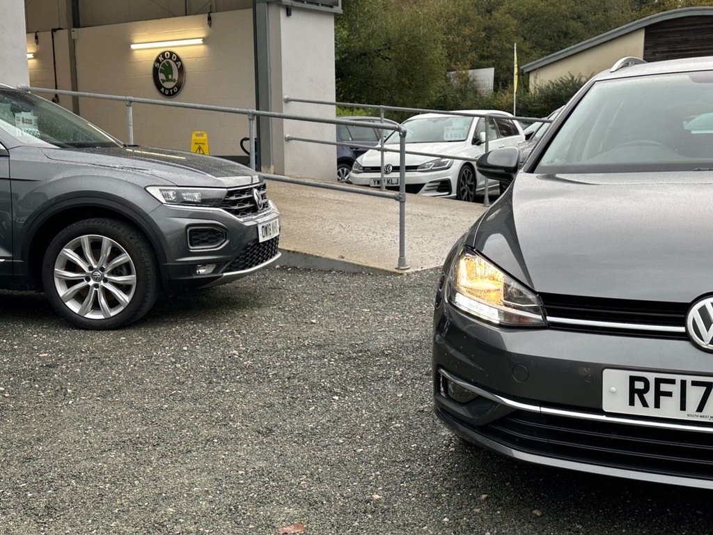 Used Volkswagen Golf 2017 for sale - 76291924: Photo 44