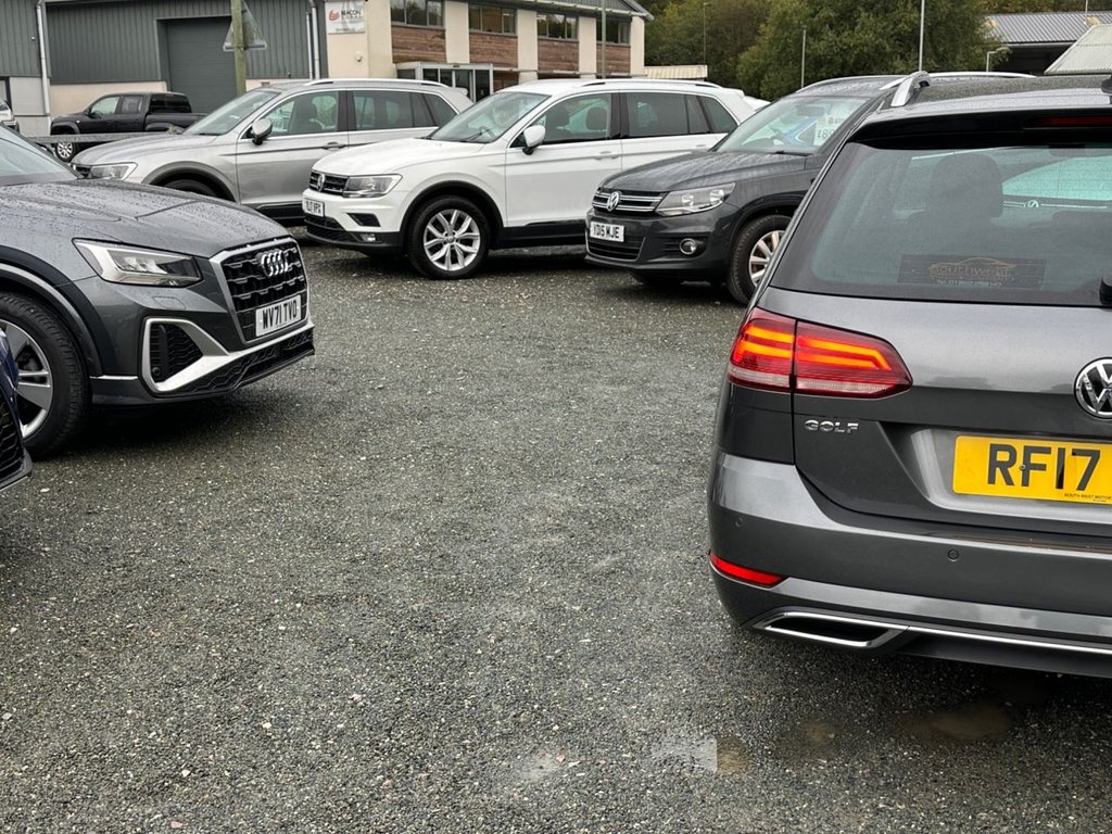 Used Volkswagen Golf 2017 for sale - 76291924: Photo 47