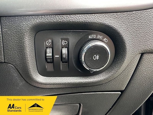 Used Vauxhall Astra 2020 for sale - 76035016: Photo 29
