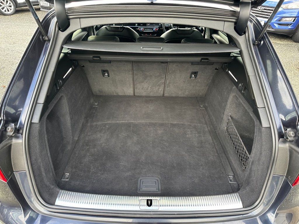 Used Audi A4 Avant 2018 for sale - 76496431: Photo 40