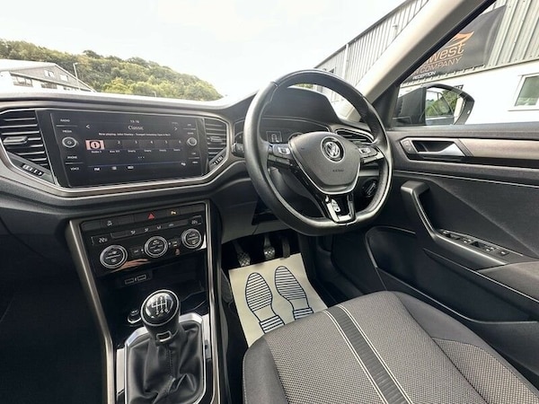 Used Volkswagen T-Roc 2018 for sale - 76035010: Photo 20