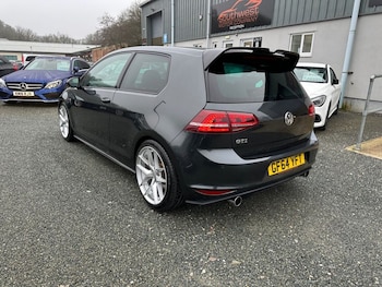 Used Volkswagen Golf 2014 for sale - 77422333: Photo
