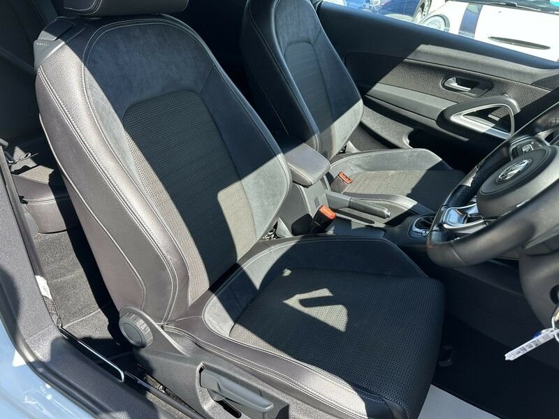 Used Volkswagen Scirocco 2018 for sale - 76035005: Photo 11